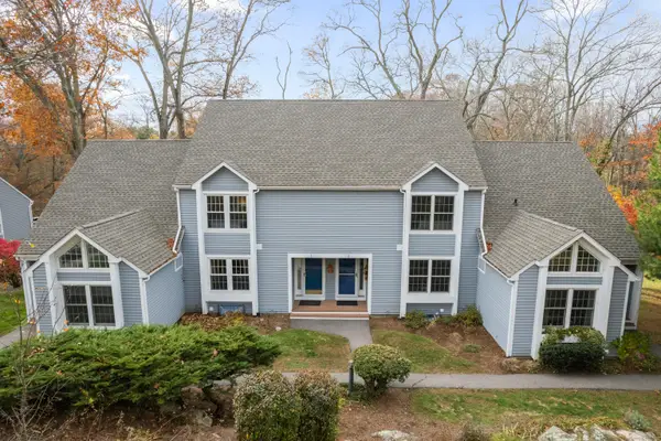 3 Whitehall Pond #3, Stonington, CT 06355