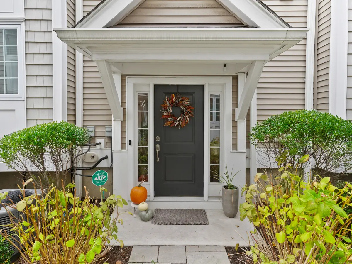 91 West Broad Street #11, Stamford, CT 06902 - Image #1