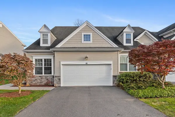 29 Bradford Walk #29, Farmington, CT 06032