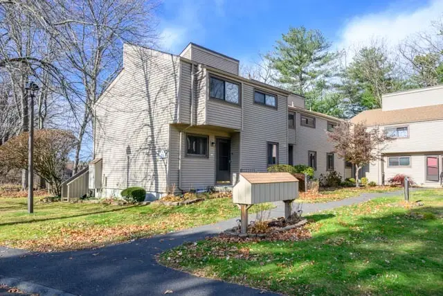 16 Greenbriar Drive #APT A, Farmington, CT 06032 - Image #3