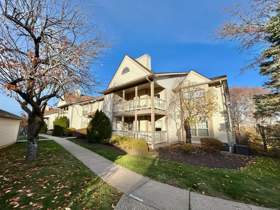 33 Langdon Court #C202, Berlin, CT 06037 - Image #2