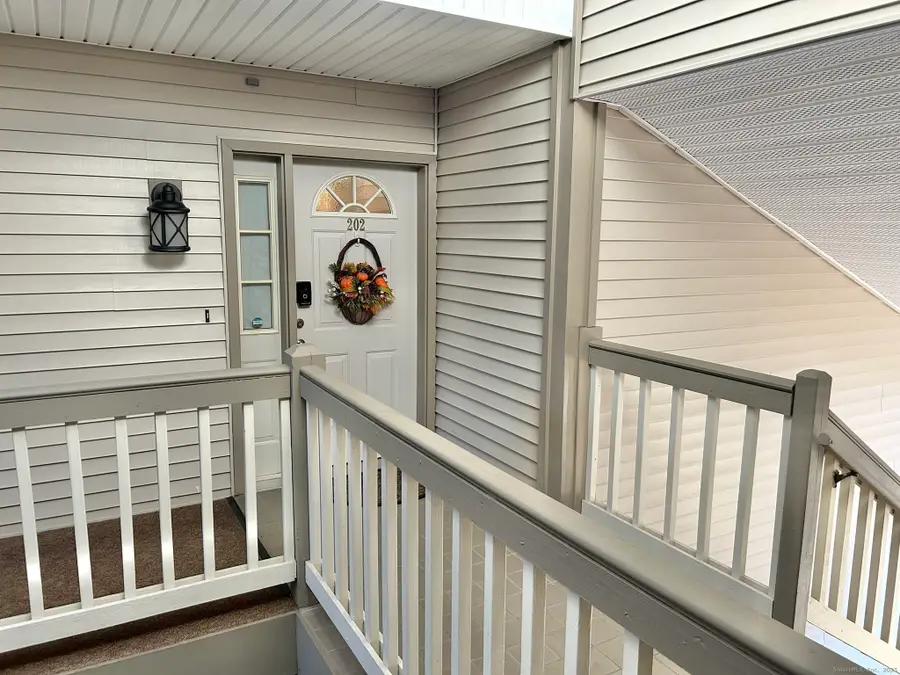 33 Langdon Court #C202, Berlin, CT 06037 - Image #3