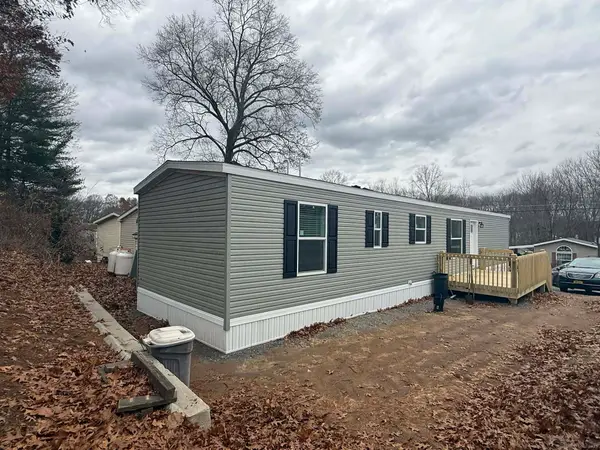 325 Kelly Road #TRLR M26, Vernon, CT 06066