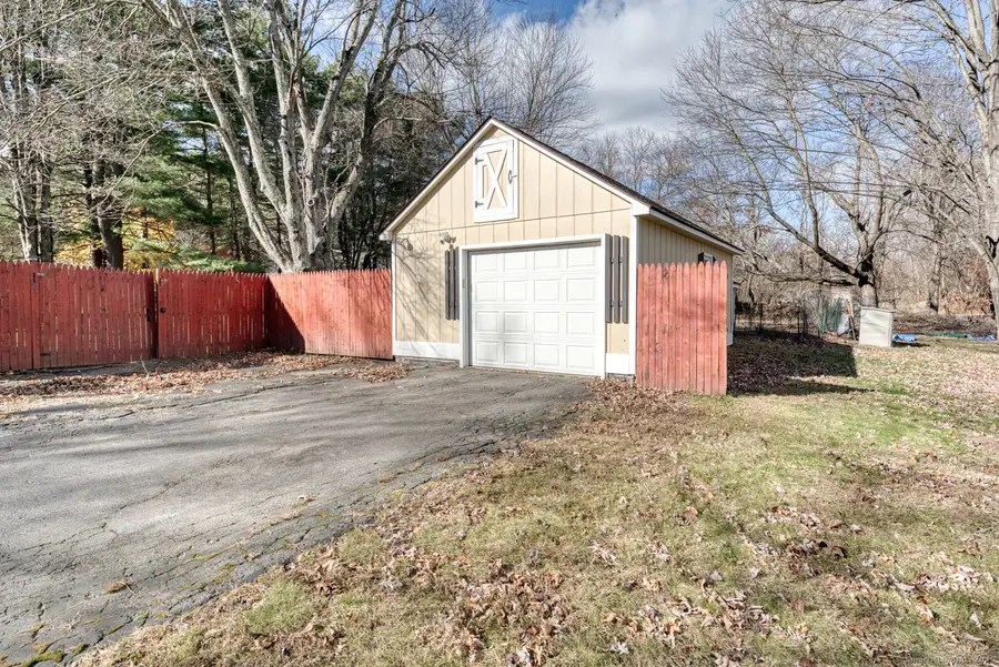 33 Johnson Avenue, Plainville, CT 06062 - Image #3