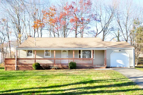 16 Jeffrey Drive, Farmington, CT 06032