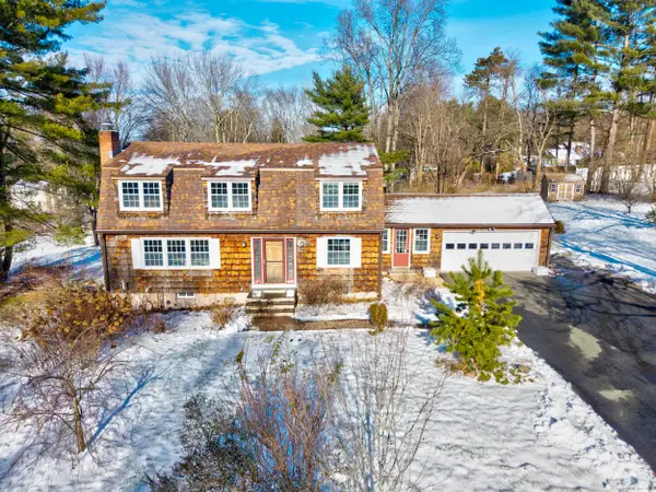 47 Long View Drive, Simsbury, CT 06070