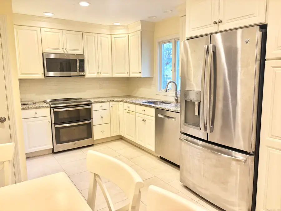 34 Davis Avenue, Vernon, CT 06066 - Image #2