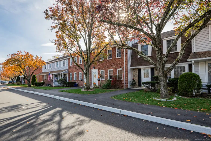 15 Greenwich Way #15, Milford, CT 06460 - Image #2