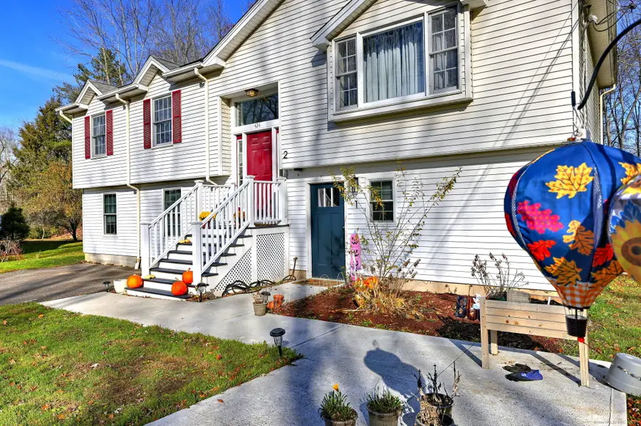 424 Bridge Street, Suffield, CT 06078 - Image #3