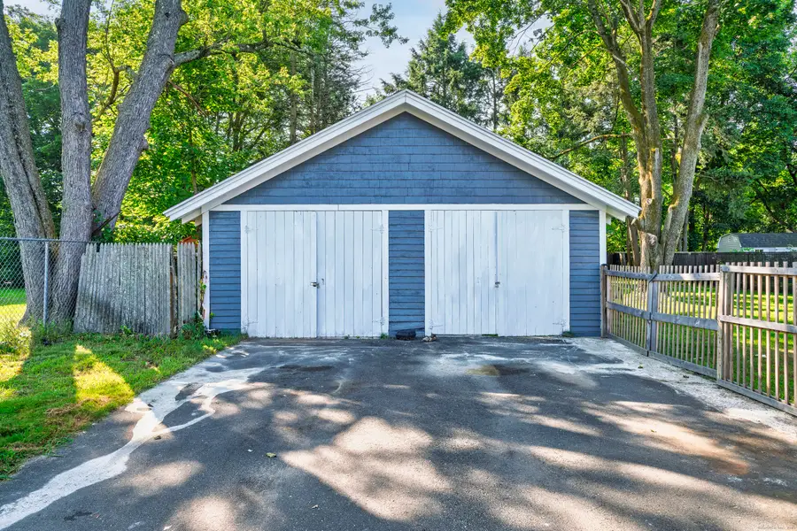 15 Clubhouse Road, Windsor, CT 06095 - Image #3