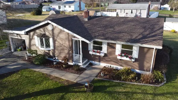 31 Meade Lane, Enfield, CT 06082