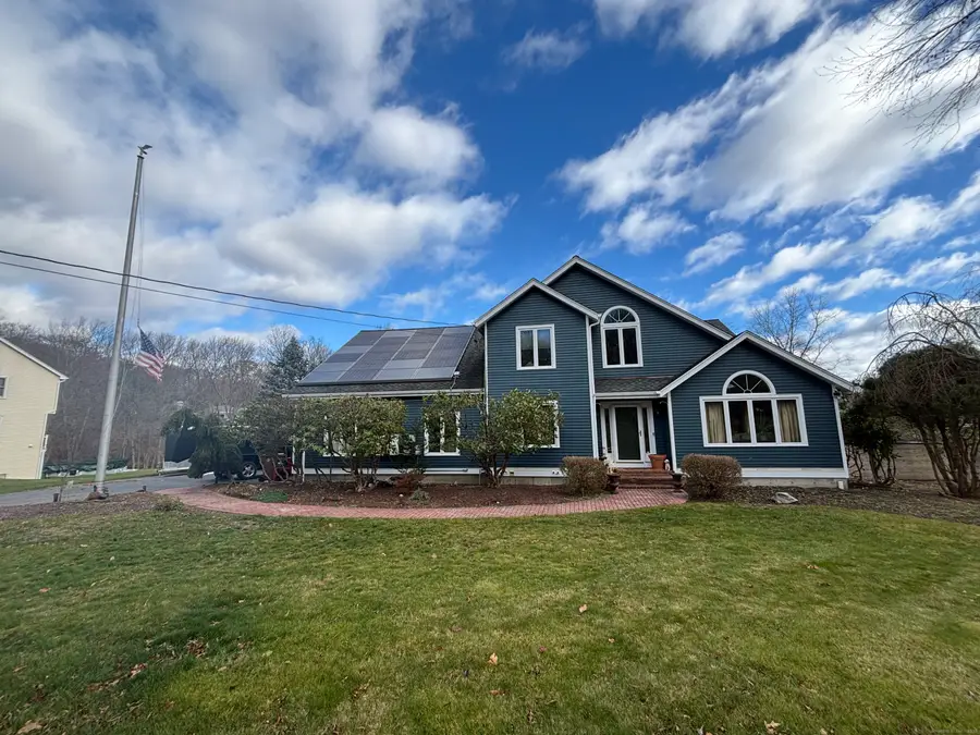 33 Walnut Tree Hill Road, Shelton, CT 06484 - Image #2