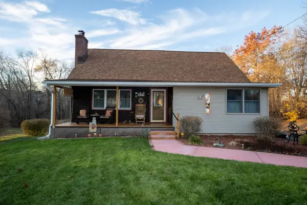 33 Sunset Terrace, Vernon, CT 06066