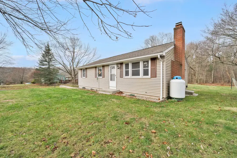 5 Thomas Drive, Stafford, CT 06076 - Image #3
