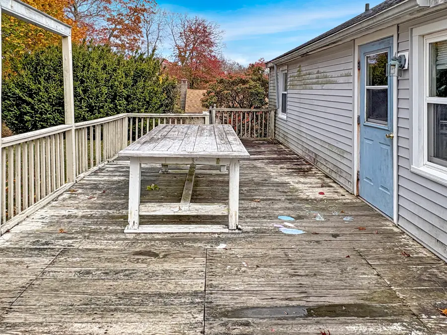 10 Rocky Ledge Drive, Clinton, CT 06413 - Image #3