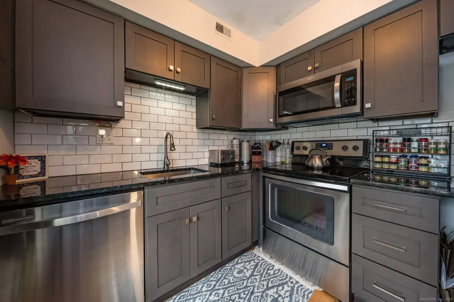 22 Candlewood Drive #22, South Windsor, CT 06074 - Image #3