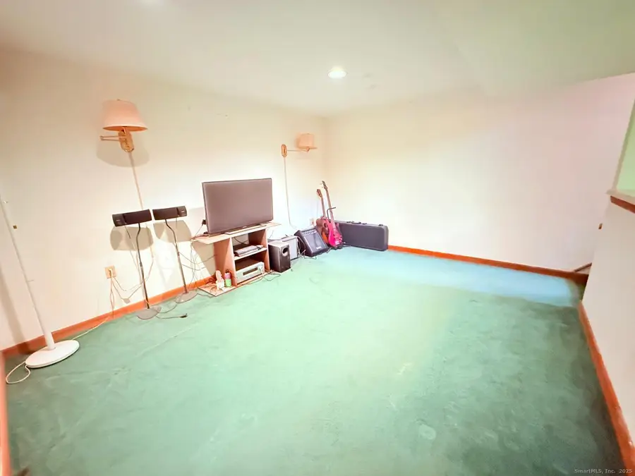 12 Chester Drive, Windsor Locks, CT 06096 - Image #3