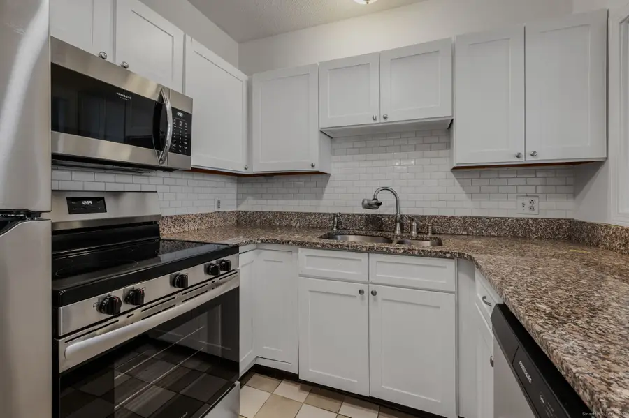 111 Niles Hill Road #B, New London, CT 06320 - Image #3