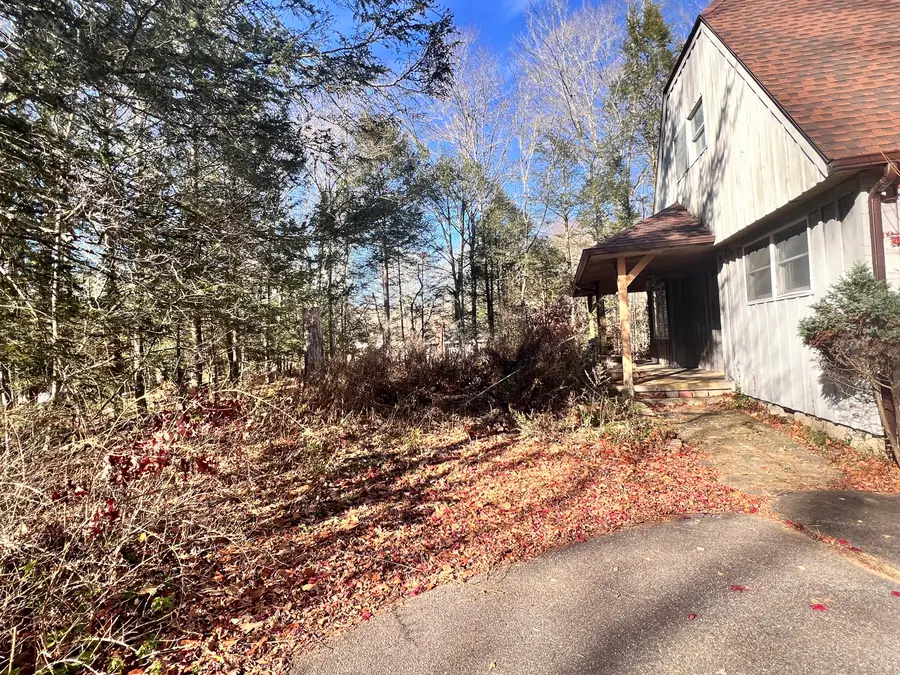 21 Woodland Drive, Salem, CT 06420 - Image #2