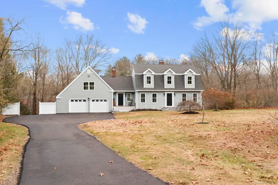 4 Roaring Brook Lane, Shelton, CT 06484 - Image #2