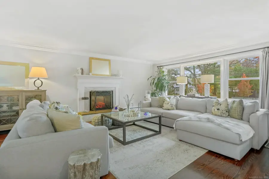 24 Warnock Drive, Westport, CT 06880 - Image #2