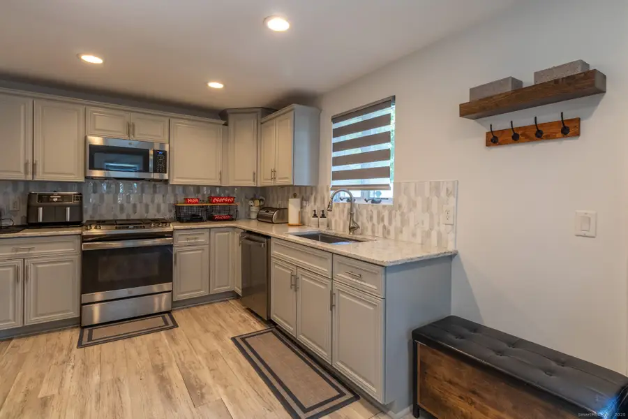 30 Birchwood Road, East Hartford, CT 06118 - Image #3