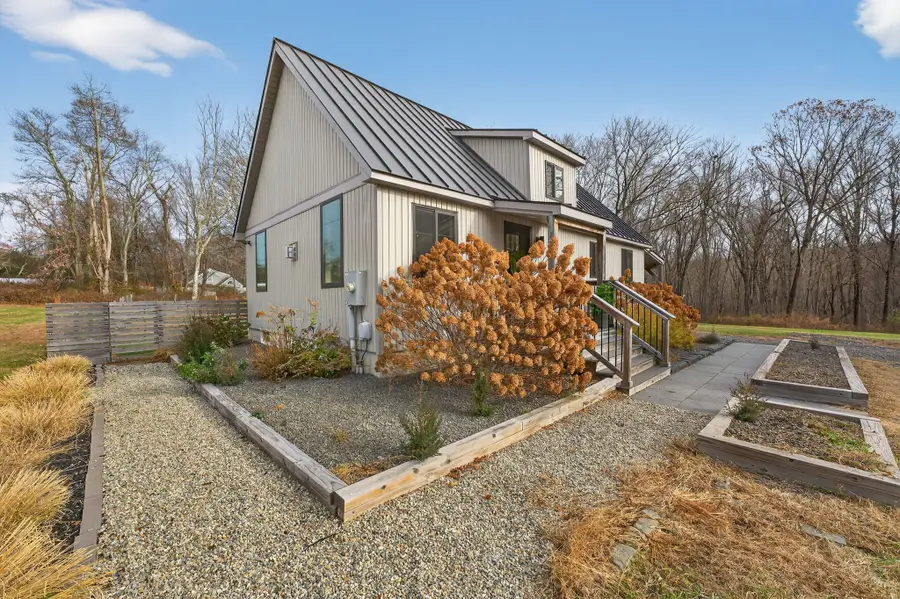 21R Upper Walnut Hill Road, East Lyme, CT 06333 - Image #3