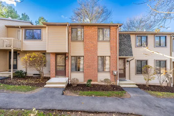 47 Conestoga Way #47, Glastonbury, CT 06033