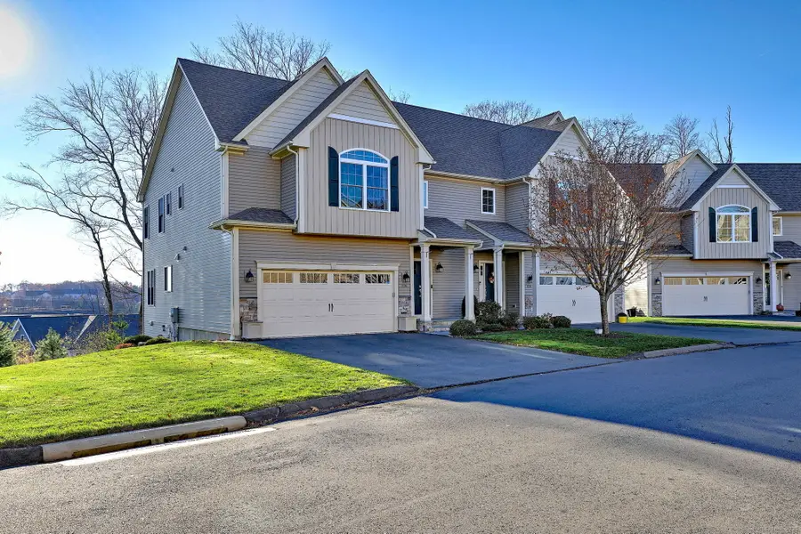 126 Wells View Road #126, Shelton, CT 06484 - Image #2