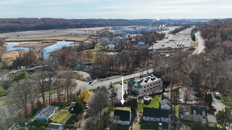 2 Manhassett Trail, Shelton, CT 06484 - Image #2