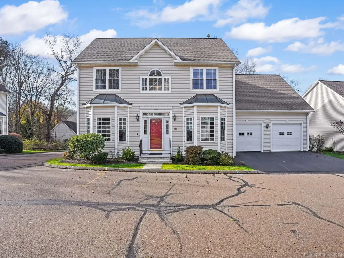 101 Royals Court, Trumbull, CT 06611 - Image #1