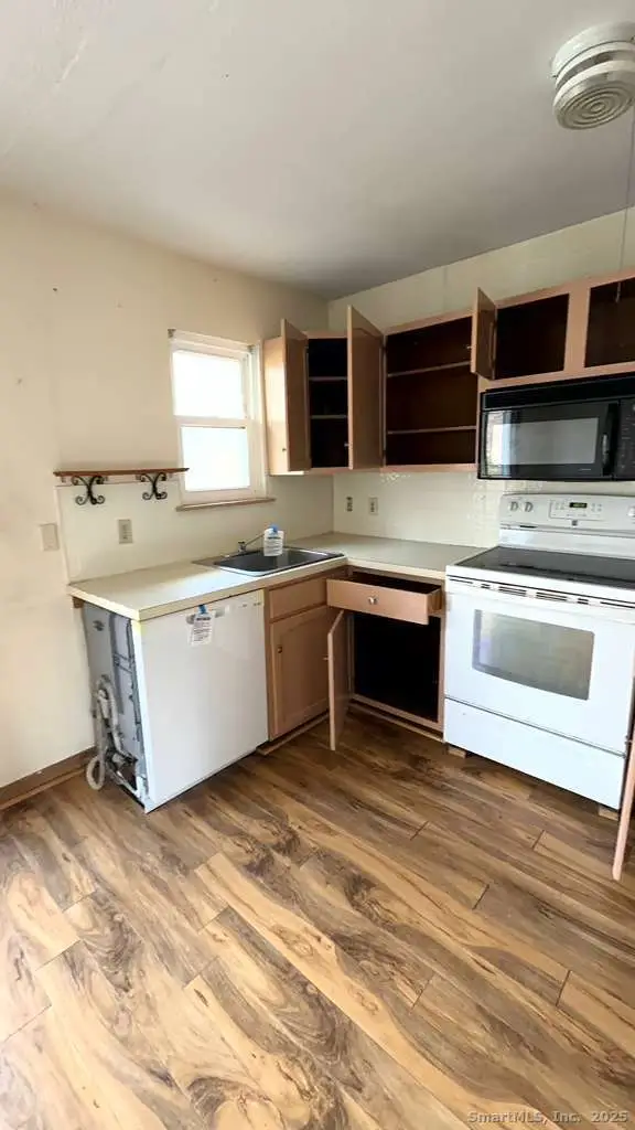 101 Ridge Road #5, Naugatuck, CT 06770 - Image #3