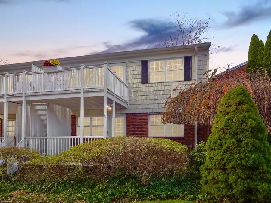 245 Unquowa Road #APT 34, Fairfield, CT 06824 - Image #2