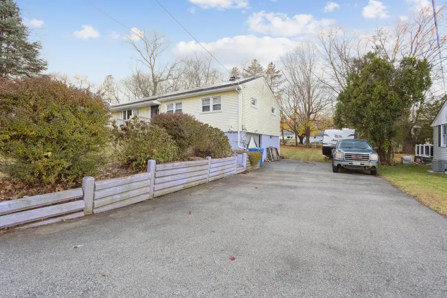 65 Dydo Drive, Uncasville, CT 06382 - Image #2