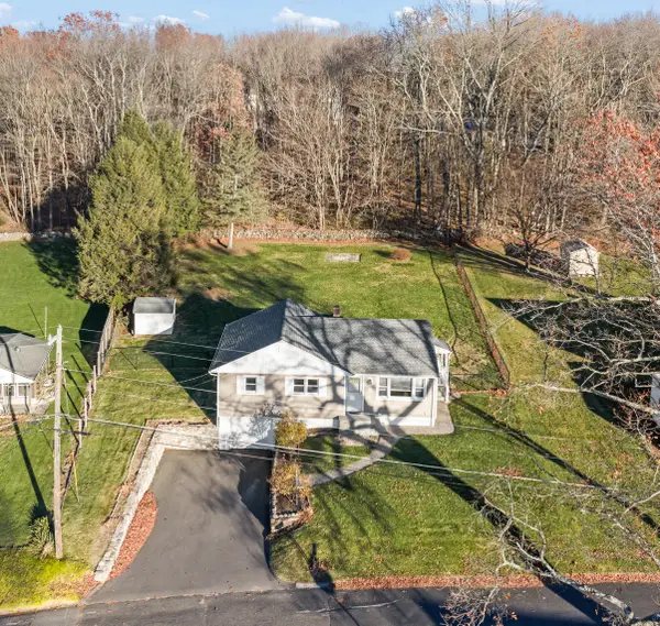 83 Jason Avenue, Watertown, CT 06795