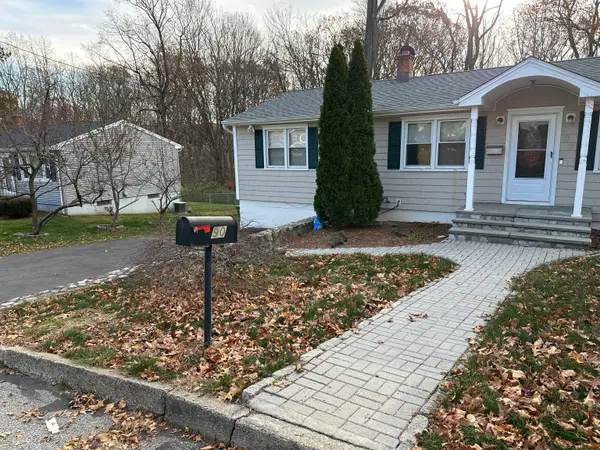 90 Sequoia Road, Bridgeport, CT 06606