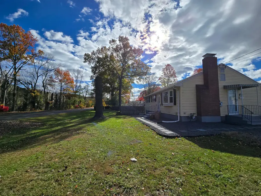 559 Mountain Road, Newington, CT 06111 - Image #2