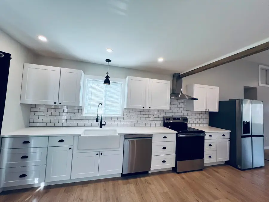 8 Rustic Road, Ridgefield, CT 06877 - Image #2