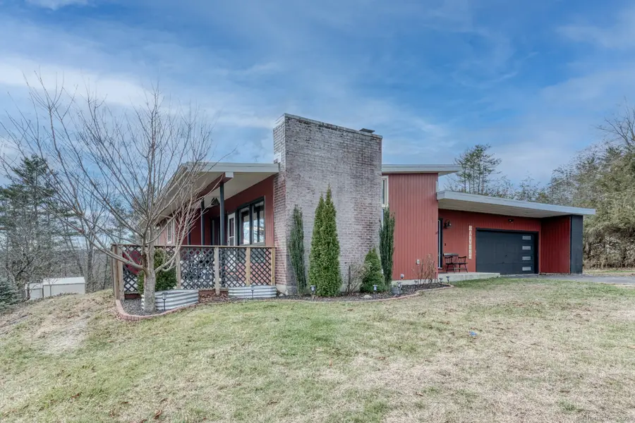 35 Ridge Road, Plymouth, CT 06786 - Image #2