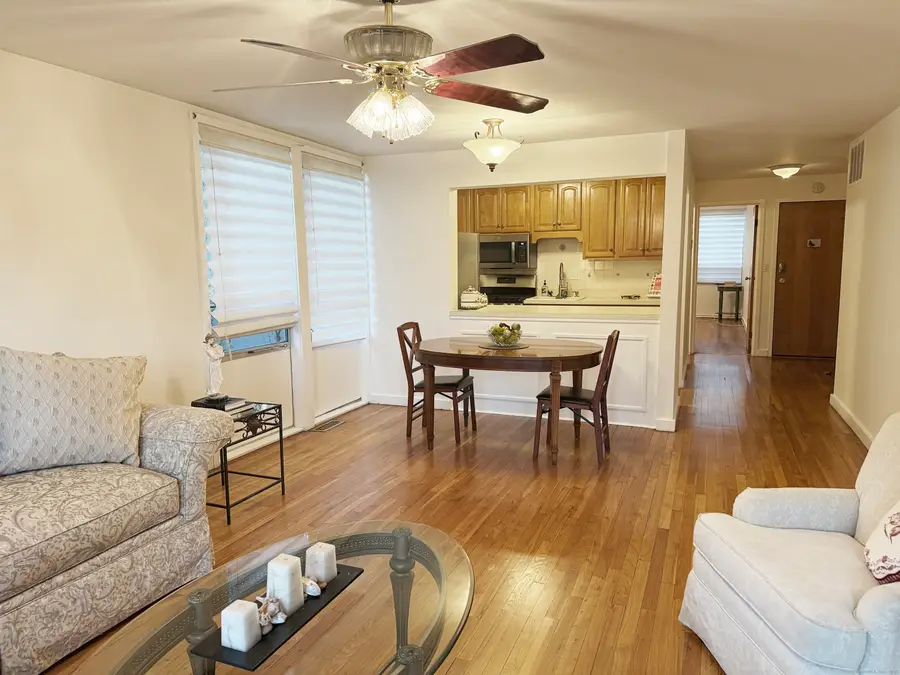 160 Fairfield Woods Road #APT 35, Fairfield, CT 06825 - Image #2