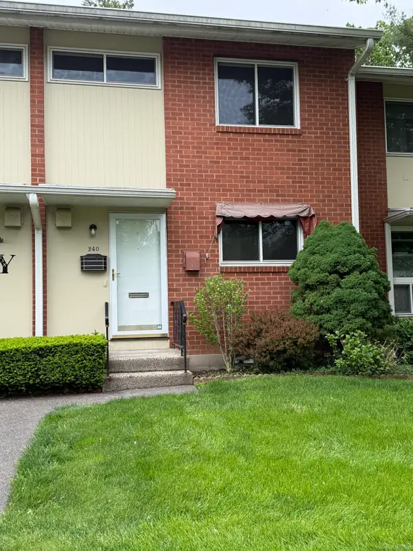 240 Centerbrook Road #240, Hamden, CT 06518