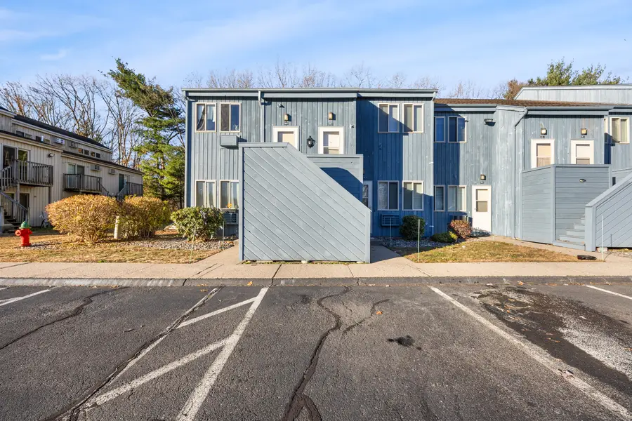 426 Emmett Street #APT N, Bristol, CT 06010 - Image #2