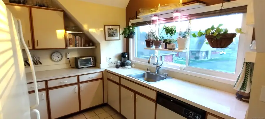 69 Montoya Drive #69, Branford, CT 06405 - Image #2