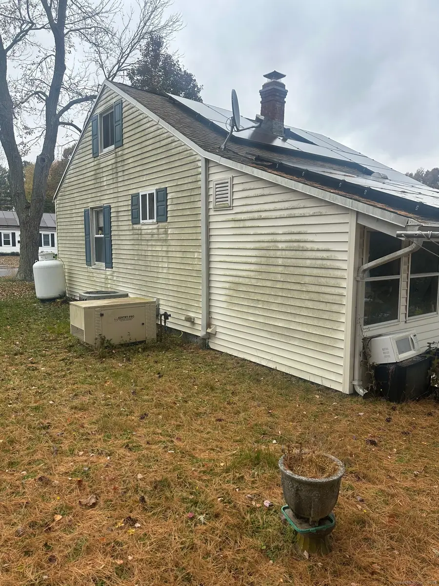 135 Handel Road, East Hartford, CT 06118 - Image #3