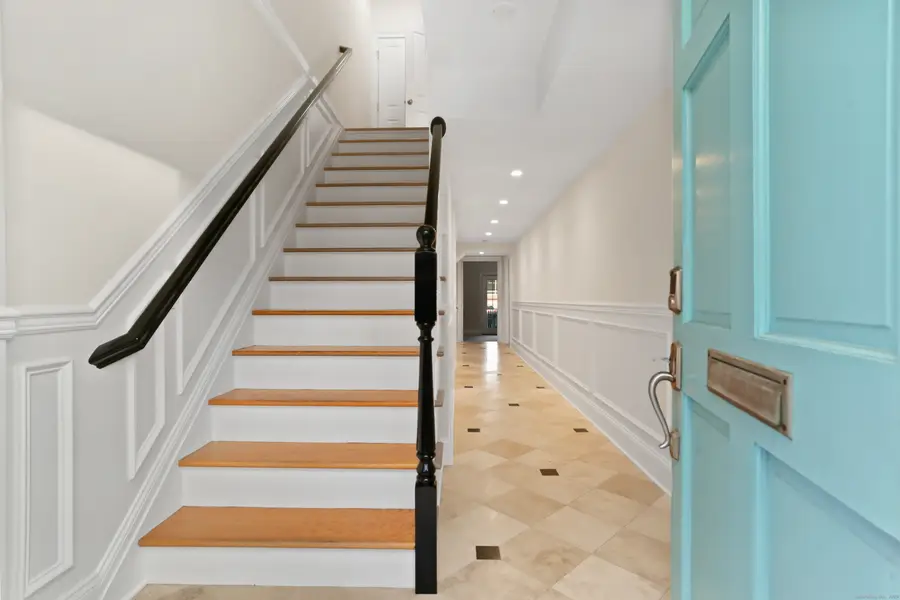 65 Thorpe Street #65, Fairfield, CT 06824 - Image #3