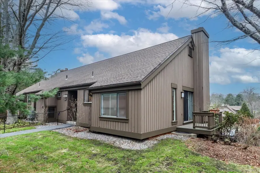 487 Heritage Village #B, Southbury, CT 06488 - Image #2