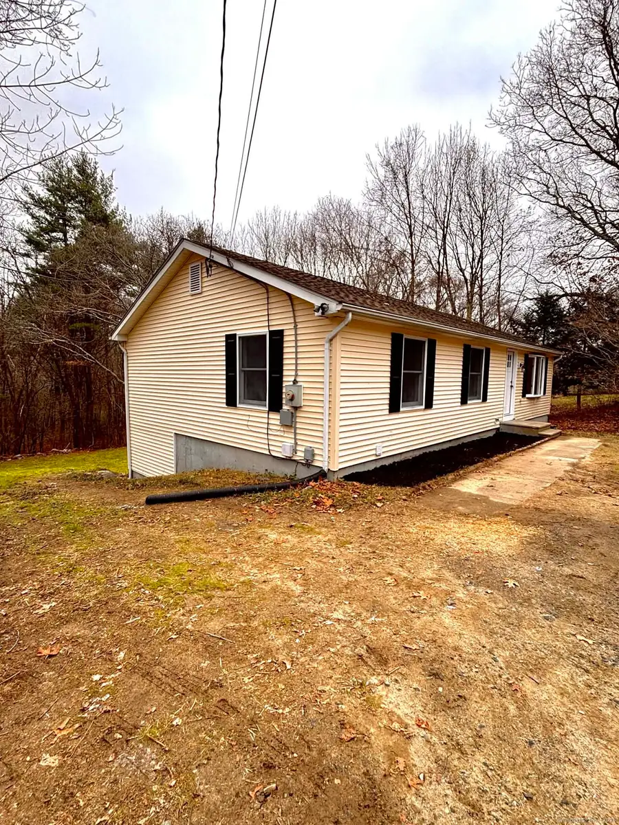 164 Starkweather Road, Plainfield, CT 06354 - Image #2