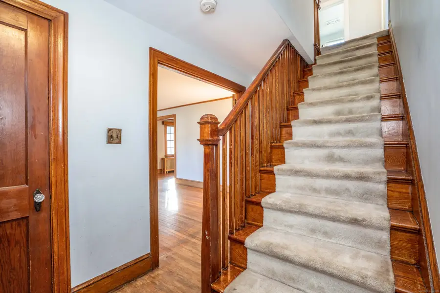 61 Colonial Street, West Hartford, CT 06110 - Image #2