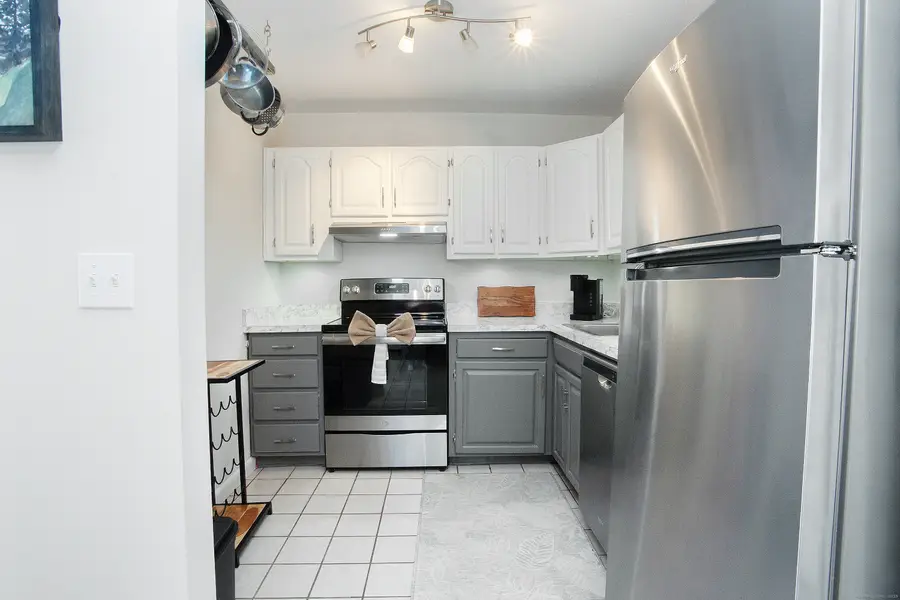 50 East Hill Road #APT 4A, Canton, CT 06019 - Image #2