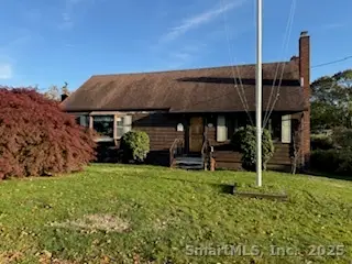 559 Oak Bluff Avenue, Stratford, CT 06615